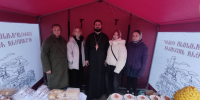 Дети воскресной школы провели ярмарку накануне престольного праздника соборного храма Архангела Михаила - Балашовская Епархия