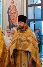 Митрополит Варсонофий совершил Божественную литургию на своей малой родине в с. Малиновка